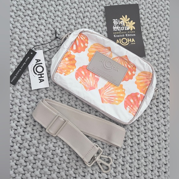 ALOHA Collection Handbags - Aloha Collection• SUPER SPECIAL LIMITED EDITION Le Tour SUNRISE SHELL Papaya